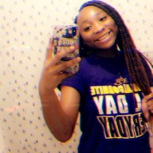 Meet your Posher, Miya